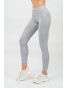 These shaping leggings with a high V-waist are also equipped with the unmistakable scrunch butt effect. 