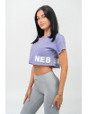 The loose sporty crop top is a bit of a cult piece from NEBBIA and its reputation says it all. 