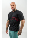 A nice cotton T-shirt with a typical bodybuilding cut will emphasize your muscular proportions and at the same time will not restrict your movement.